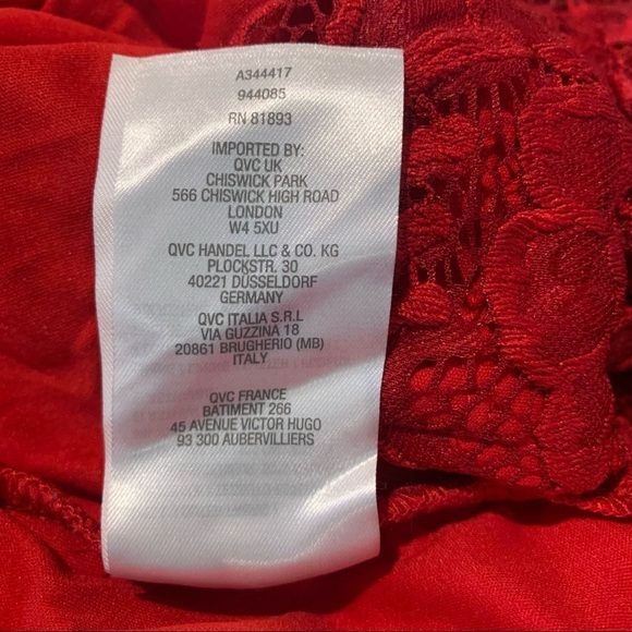 Isaac Mizrahi Live Red Mock Neck Lace Top Small - Picture 9 of 9